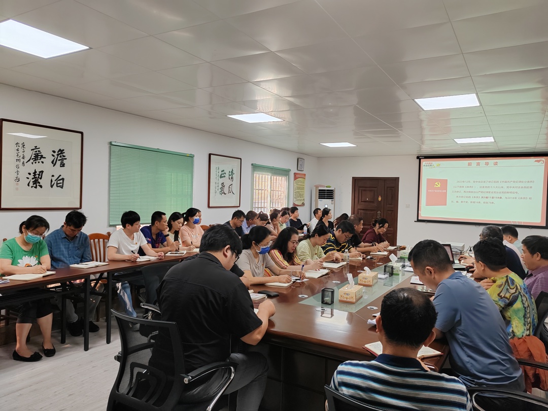 81f063c1e3f74aaabd82ecdeae2f6478.jpg 81f063c1e3f74aaabd82ecdeae2f6478.jpg